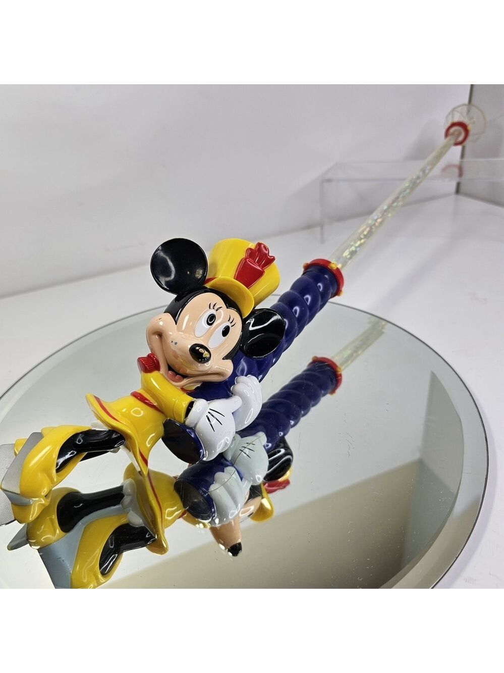 Disney Minnie Mouse Lighted Baton Works! Music And Lights Up